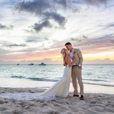 Destination wedding, beach photos, bride and groom photos, sunset pictures, sunset beach shoot, sunset beach wedding, Turks and Caicos wedding, beach ceremony, sunset, tropical sunset Must Have Beach Wedding Photos, Beach Wedding Sunset Pictures, Vow Renewal Photoshoot Beach, Tropical Wedding Pictures, Wedding Poses Beach, Groom Beach Attire, Sunset Beach Wedding Photos, Beach Wedding Photography Poses, Beach Wedding Poses