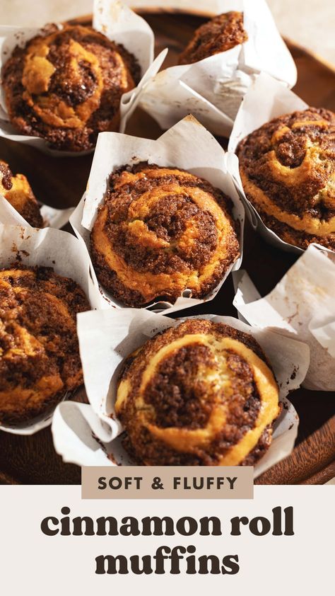 Cinnamon Bun Muffins, Cinnamon Rolls Muffins, Winter Muffin Recipes, Loaded Muffins, Baking Besties, Muffins With Cream Cheese Frosting, Cafe Treats, Fall Bread Recipes, Fluffiest Cinnamon Rolls