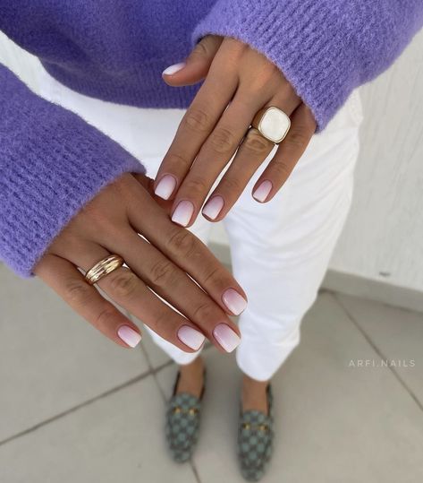 Manicure For Pale Skin, Squared Oval Acrylic Nails, Classy Short Nails For Work, Square Oval French Tip Nails, Short Square Nail Designs Simple, Short Square Oval Nails, Short Manicure Ideas, Bridal Nails Square, Short Work Nails