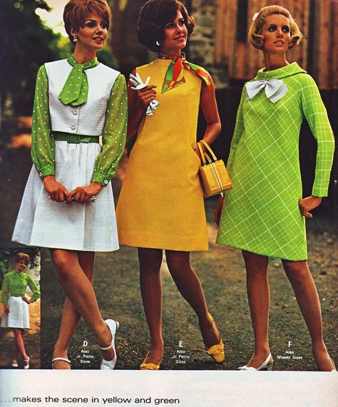 https://flic.kr/p/uQFRys | Wards 69 ss yellow green dress Mod Fashion 60s, Women In Dresses, 1960s Mod Fashion, 60s Fashion Women, Outfits 60s, Futuristic Retro, 60s Mod Fashion, 60s Outfits, 1969 Fashion