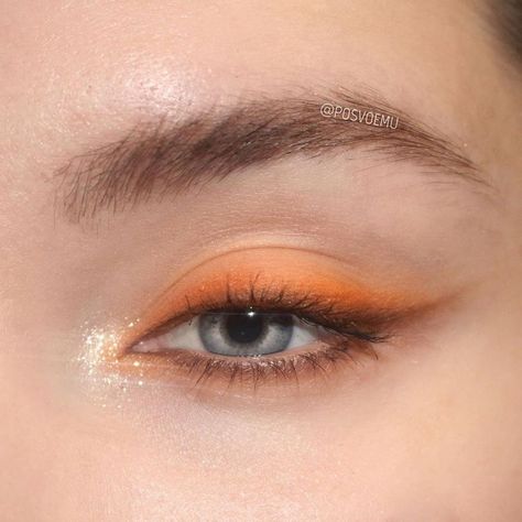 Soft Orange Makeup Look, Subtle Orange Makeup, Orange Inspired Makeup, Orange Euphoria Makeup, Subtle Orange Eyeshadow, Subtle Orange Eye Makeup, Orange Makeup Tutorial, Orange Make Up, Makeup Ideas Orange