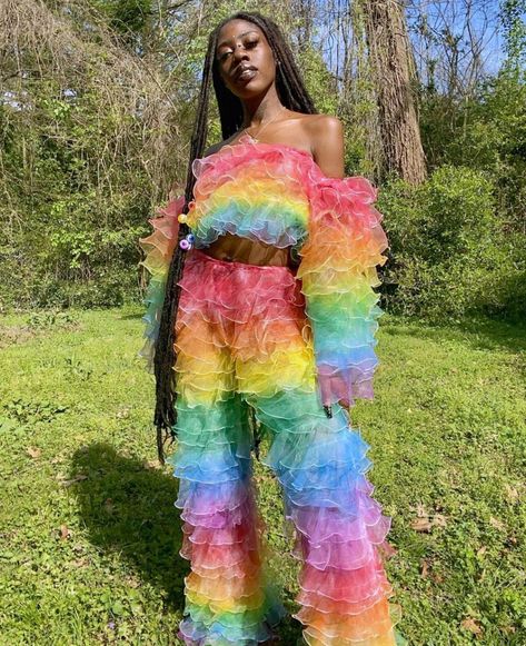 Kidcore Prom Dress, Crazy Outfits Aesthetic, Hyperpop Aesthetic Fashion, Camp Fashion Aesthetic, Hyperpop Outfit, Rainbow Outfit Ideas, Rainbowcore Outfit, Hyperpop Fashion, Weird Fashion Aesthetic