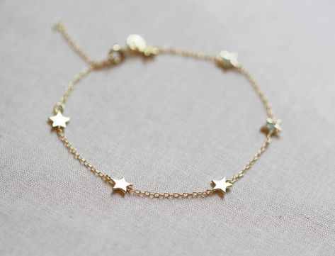 Silver Star Bracelet, Lunar Jewelry, Deer Jewelry, Star Bracelet, Delicate Chain, Cute Bracelets, Diamond Bracelets, Dainty Jewelry, Modern Jewelry