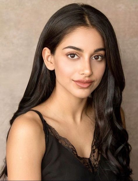 Banita Sandhu, Face Card, For Your Eyes Only, Brown Girl, Character Inspiration, It Cast, Hair, Quick Saves