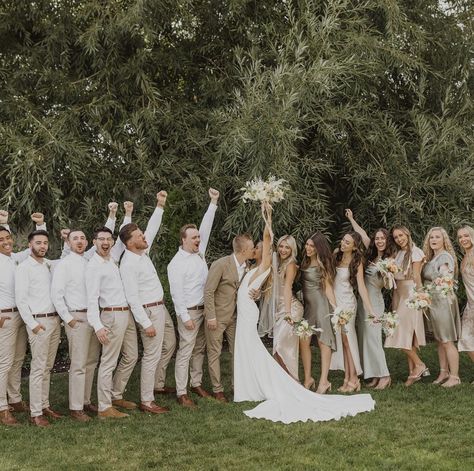 Beige Groomsman Suit, Beige And Sage Groomsmen Suits, Eucalyptus Groomsmen Attire, Summer Wedding Tan Suits, Rustic Boho Wedding Groomsmen, Linen Wedding Party, Moss Green And Tan Wedding, Beige Groom, Beige Groom And Groomsmen