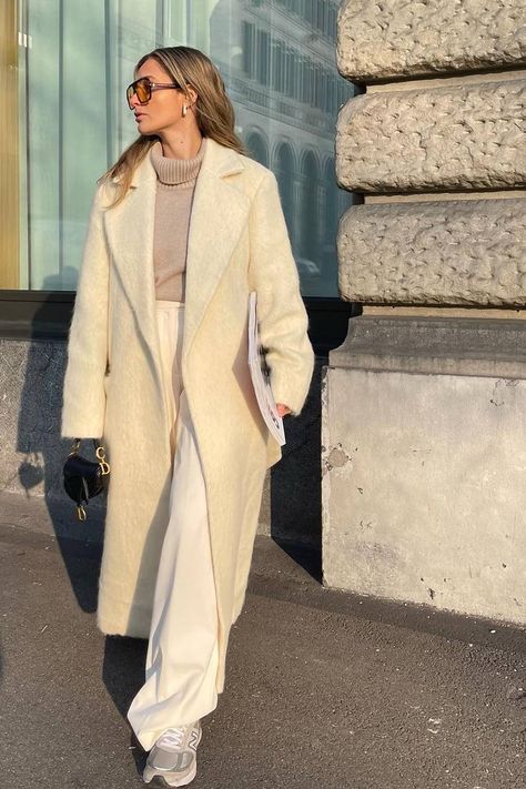 28 Wool-Coat Outfit Ideas to Re-Create All Winter | Who What Wear Cream Wool Coat Outfit, Cream Coat Outfit Winter, Cream Winter Outfit, Maxi Coat Outfit, Cream Winter Coat, White Coat Outfit, Long Black Wool Coat, Wool Coat Outfit, Long White Coat