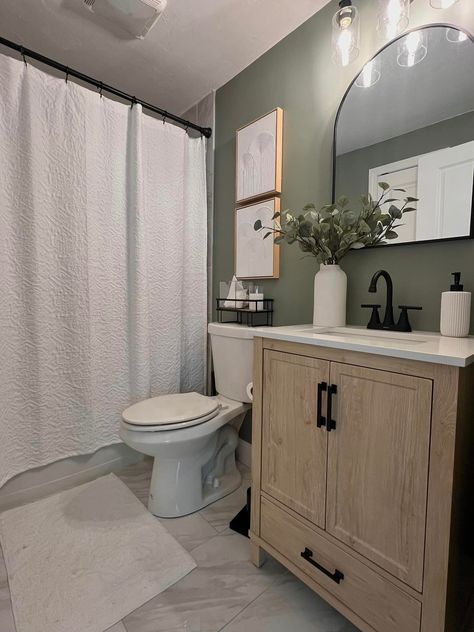 Simplistic Bathroom Ideas, Small Bathroom Ideas Simple, Extra Bathroom Ideas, Farmhouse Guest Bathroom Ideas, Small Bathroom Design Inspiration, Light Colored Bathroom Ideas, Green Bead Board Bathroom, Small House Bathroom Design, Single Sink Bathroom Ideas