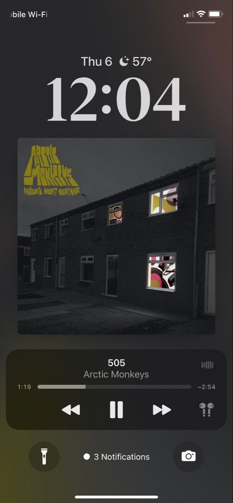 Brianstorm Arctic Monkeys, Spotify Screenshot, Lock Screen Picture, Music Suggestions Instagram Story, Musica Spotify, 505 Arctic Monkeys, Musica Latina, Lockscreen Ios, Iphone Music