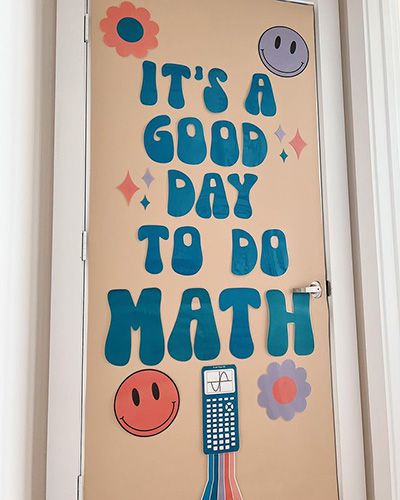 High School Decorations Ideas, Cute Math Classroom Decor, Math Teacher Classroom Decor Ideas, Classroom Door Ideas Math, High School Bulletin Board Ideas Math, Math Poster Ideas High School, Math Door Decorations Classroom, Math Class Door Decorations, Math Teacher Decor