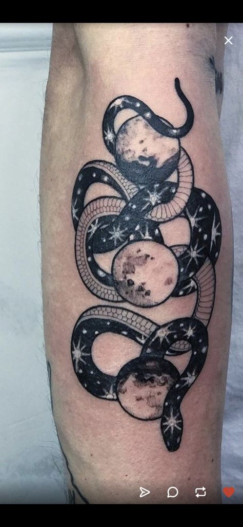 Dr Tattoo, Cosmos Tattoo, Skin Color Tattoos, Danger Noodle, Serpent Tattoo, Shape Tattoo, Snake Tattoo Design, Muster Tattoos, Star Tattoo