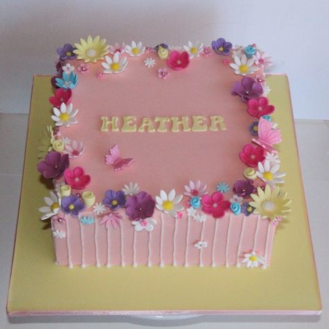 Flower Garden Cake, Square Birthday Cake, Square Cake Design, Flower Cake Design, Cake Designs For Girl, Cake Designs For Kids, Pink Birthday Cake, Sheet Cake Designs, Cake With Flowers