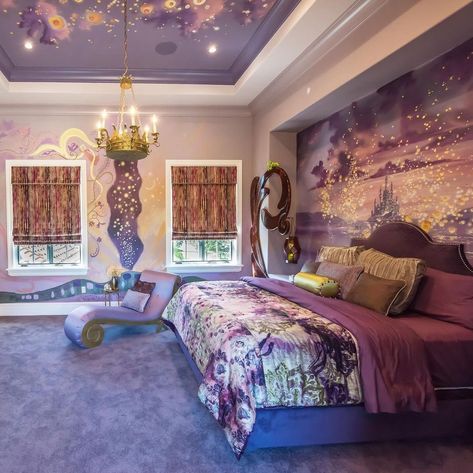 Tangled Bedroom, Tangled Room, Rapunzel Room, Casa Disney, Disney Bedrooms, Disney Room Decor, Disney Furniture, Florida Orlando, Disney Rooms