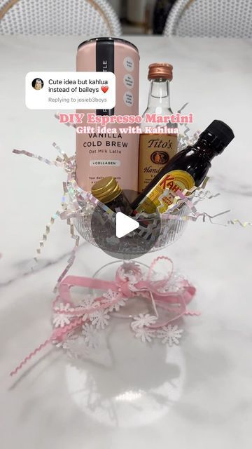 Amber Capps on Instagram: "A make your own espresso martini with kahulua!  I know there are a lot of variations out there + you can personalize your gift however you would like!   For this version, I added some pink and white ribbon to the stem of the glass, used a vanilla cold brew canned coffee, vodka, Kahlua and a small jar of espresso beans!  . . . .  gift idea // gift ideas // gift idea for her // birthday gift idea // espresso martini #espressomartini #espresso #giftideas #giftideasforher #amazongiftideas #amazongiftideas #birthdaygifts #martinicocktail #giftsforher #easygiftideas #coupeglass #amazonfinds" Small Creative Christmas Gifts, Drinks In A Jar Gift, Espresso Decor, Espresso Martini Gift Basket Ideas, Espresso Martini Gift Ideas, Small Birthday Gifts For Friends, Diy Cocktail Gift, Mini Bar Gift Ideas, Gift Ideas For 21st Birthday For Her