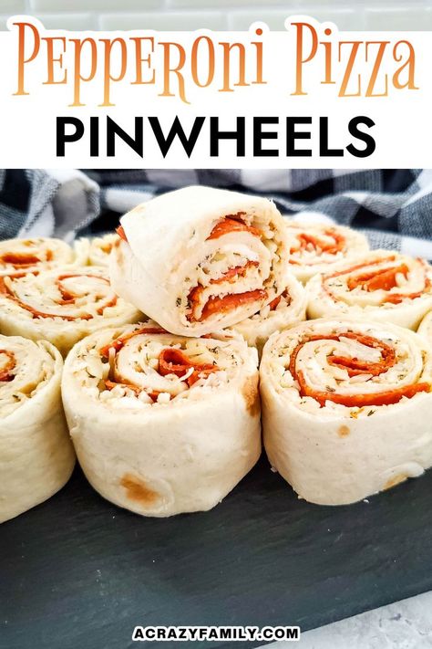 Yummy Pinwheel Recipes, Cold Pinwheels Roll Ups, Cold Pizza Pinwheels, Pinwheel Pizza Rolls, Pepperoni And Cheese Pinwheels, Pizza Tortilla Pinwheels, Pepperoni Wraps Recipes, Lunch Ideas With Pepperoni, Pizza Roll Up Appetizers