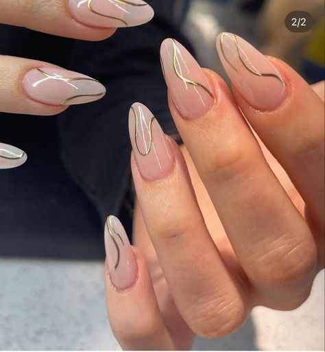 White Nail For Wedding, New Almond Nail Designs, And Nail Designs, Almond Nails With Gold Lines, Almond Shape Nails With Design, Nail Minimalist Design, Nail For Party, Nail Art Gold Line, Nail Inspiration Birthday