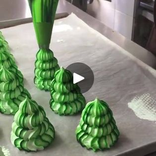 Meringue Trees, Meringue Christmas Tree, Christmas Tree Meringue, How To Make Christmas Tree, Food Network, Meringue, Holidays And Events, Food Network Recipes, Christmas Trees