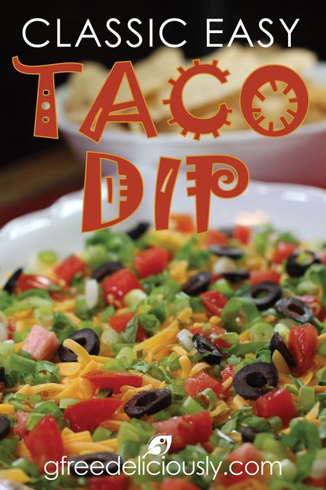 Taco Dip the delicious appetizer or snack with a South of the border kick! No party, movie night, tailgate, or get-together is complete without this Classic Easy Taco Dip recipe. Taco Plate Dip, Cold Taco Dip, Hot Taco Dip, Easy Taco Dip, Taco Plate, Taco Dip Easy, Party Movie Night, Meatless Taco, Layered Taco Dip