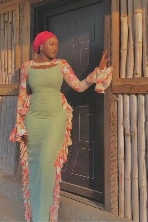 Modest Gown Styles, Gown Material Style, Trending Ankara Gowns 2024, Silk Gown Designs, Fitted Gown Styles, Fitting Dresses Classy, Silk Material Gown Styles In Nigeria, Materials Styles For Ladies In Nigeria, Chic Dresses Classy Party