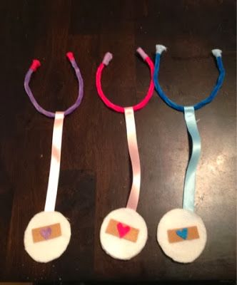 ItsMommysChoice: DIY Stethoscope Preschool Career Crafts, Community Helpers Art Activities, Personal Narrative Examples, Diy Stethoscope, Bumblebee Craft, Community Helpers Art, Doctor Craft, Community Helpers Week, Community Helpers Preschool Crafts