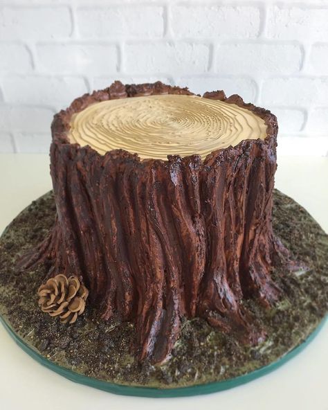 Artist Takes Inspiration From Nature To Make Her Cakes Tree Stump Cake, Nature Cake, Mushroom Cake, Realistic Cakes, Woodland Cake, Log Cake, Forest Cake, Wooden Cake, Tree Cakes