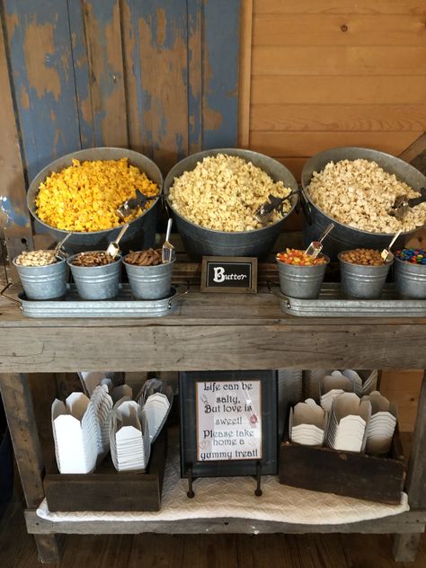 Popcorn At Wedding Receptions, Popcorn And Candy Bar Wedding, Wedding Cocktail Hour Snack Ideas, Snack Buffet Wedding, Best Wedding Snacks, Cocktail Hour Popcorn Bar, Snack Tables For Weddings, Popcorn Dessert Table, Popcorn Bar At Wedding