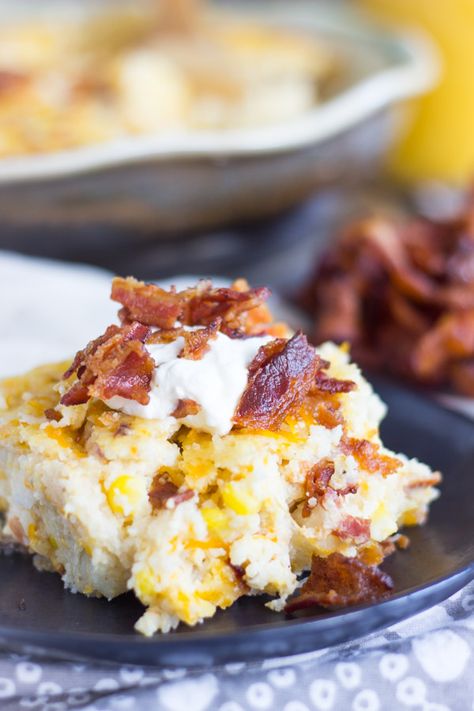 Grit Casserole, Bacon Corn Casserole, Cheesy Grits Casserole, Cheesy Quiche, Pizza Pasta Casserole Recipe, Company Breakfast, Bacon And Corn, Quiche Pie, Brunch Casserole Recipes