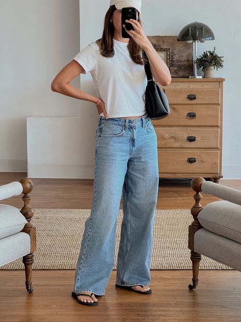 My favorite jeans are 25% off — it’s Abercrombie’s Fall Denim Event! Loose Jeans Outfit, Mom Jeans Outfit, Abercrombie Jeans, Fall Denim, Loose Jeans, Weekend Style, Jeans Outfit, Slim Pants, Favorite Jeans