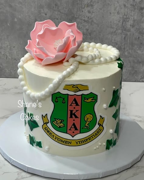 Aka Themed Cake, Aka Cake Alpha Kappa Alpha, Aka Sorority Cake Ideas, Alpha Kappa Alpha Cake, Aka Cake Ideas, Aka Themed Party, Aka Party Ideas, Aka Birthday Wishes, Sorority Party