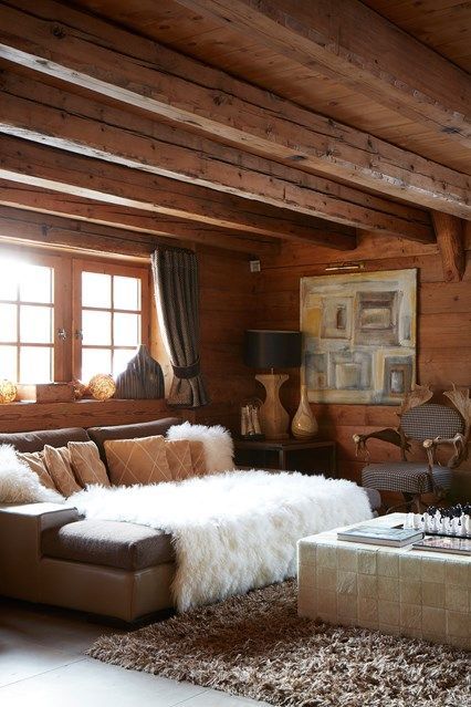 Fur Throw Sofa - Rustic interior design ideas - cosy living rooms, bedrooms and bathrooms inspired by cabin decor, Scandinavian design and wooden interiors. Man Home Decor, Cozy Cabin Decor, Rustic Interior Decor, Cheap Living, Interior Design Per La Casa, Log Home Decorating, Cosy Living, Interior Design Rustic, Cosy Living Room