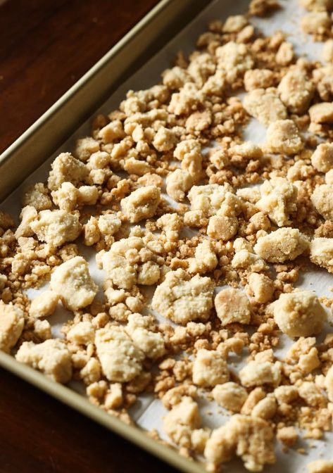 Sweet Crumble Topping, Almond Flour Crumble Topping, Thanksgiving Baked Goods To Sell, Cake Mix Crumble Topping, Strussel Topping, Butter Crumble Topping, Brown Sugar Crumble Topping, Pie Crumble Topping, Crumble Topping Recipe