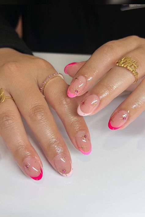 French Color Almond Nails, Trendy Nail Designs Almond Shape, May Nails Short Almond, Short Almond Shape Nails French Tip, Short Gel Nails Simple Design, Almond Full Set Nails, Mini Almond Nails Designs, Short Almond Acrylic Nails Spring French Tip, Short Nail Art Colorful