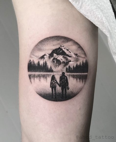 Budapest Tattoo, Tattoos Mountains, Layered Haircuts Short, Moutain Tattoos, Wilderness Tattoo, Berg Tattoo, Tatuaje Cover Up, Adventure Tattoo, Bear Decal