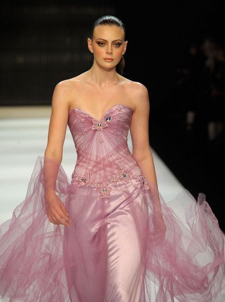 Mermaidcore Prom Dress, Self Titled, Runway Fashion Couture, International Model, Runway Outfits, Fairy Dresses, Alex Perry, Prom Dress Inspiration, Runway Dresses