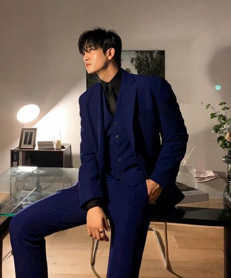 Formal Male Attire, Formal Dresses For Men Korean, Kdrama Suits Men, Male Kdrama Outfit, Blue Suits For Prom, Formal Male Outfit Classy, Prom Outfit Male, Korean Fashion Men Formal Suits, Korean Suits For Men