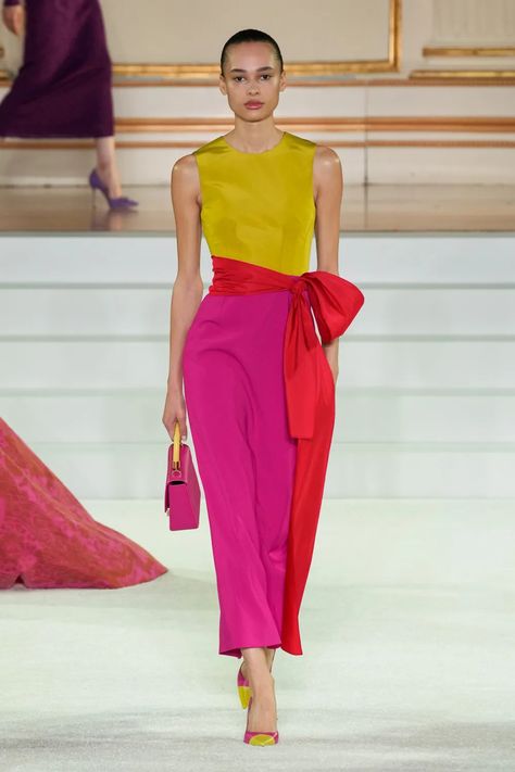 Nyota Uhura, Fall 2023 Ready To Wear, 2023 Ready To Wear Collection, Color Blocking Outfits, Knitted Skirt, 2023 Ready To Wear, Winter Inspo, Bright Winter, Summer Elegant