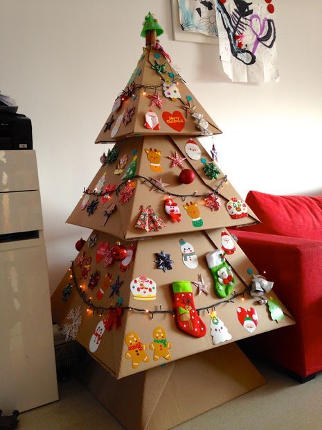 Makedo Cardboard Christmas Tree: 2018 UPDATE: 11 Steps (with Pictures) Recycled Christmas Decorations, Recycled Christmas Tree, Cardboard Christmas Tree, Cardboard Christmas, Christmas Tree Template, Alternative Christmas, Creative Christmas Trees, Alternative Christmas Tree, Christmas Tree Decorations Diy