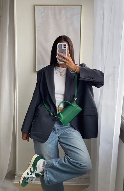 How To Style Campus 00s, Styling Adidas Campus 00s, Green Campus 00s Outfit, Campus 00s Outfit, Office Baddie, Sleeves Outfit, Campus 00, Looks Adidas, Elegantes Outfit Damen