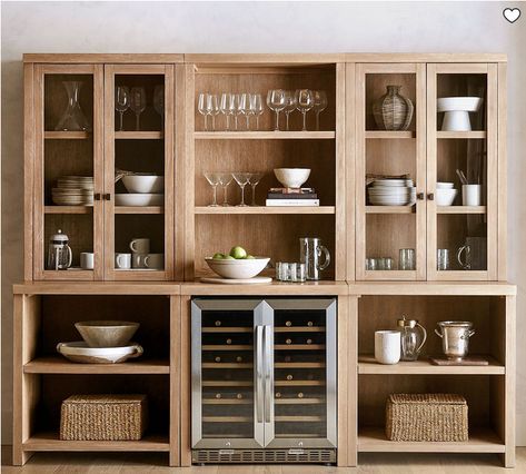 Built In Sideboard, Modern China Cabinet, Dining Room Built In, Built In China Cabinet, Built In Buffet, Dining Hutch, Dining Room Cabinet, Kitchen Hutch, Hutch Decor