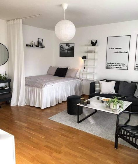 One Room House Decor, Small Studio Apt Ideas, 30 M2 Apartment Interior Design, 675 Sq Ft Apartment, No Bedroom Apartment, Mini Home Decor Ideas, One Bedroom Studio Apartment Ideas, Studio Apt Decor, Studio No Kitchen Ideas