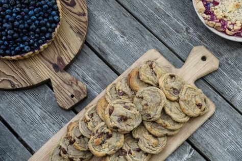 Barely-Baked Chocolate Chip Cookies — Hungry for Home Baked Chocolate Chip Cookies, Crumb Cakes, Sweat Treats, Sweet People, Peanut Butter Pie, Bar Cookies, Milk N Cookies, Sweet Breads, Candy Cookies