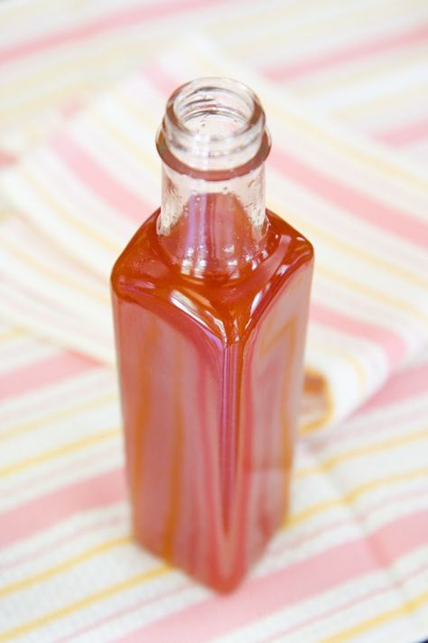 Watermelon Syrup and Watermelon Butter ~ awesome!, though, would need to add sugar and lemon juice to can it (this is good for short-term use, uses ONLY the watermelon) Watermelon Baking Recipes, Watermelon Pancakes, Watermelon Recipes Dessert, Canning Syrup, Watermelon Syrup, Cupcake Project, Sweet Sauces, Jolly Ranchers, Soda Syrup