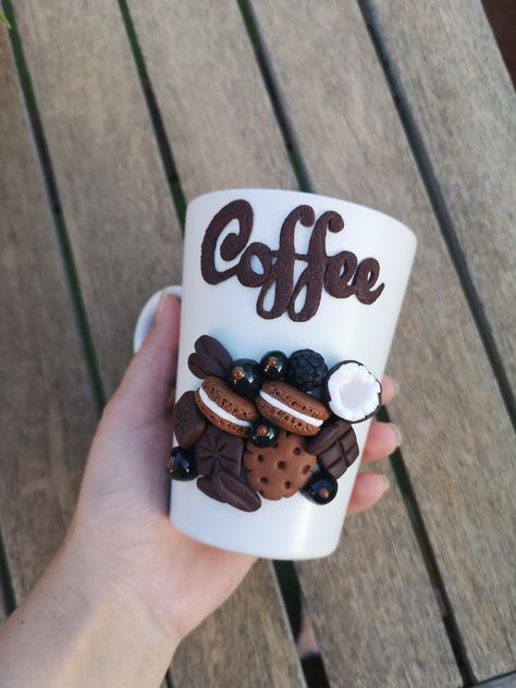 Polymer Clay Cup Ideas, Coffee Polymer Clay, Clay Mugs Diy, Polymer Clay Mugs, Crea Fimo, Etsy Packaging, Polymer Clay Gifts, Clay Candle, Clay Cup