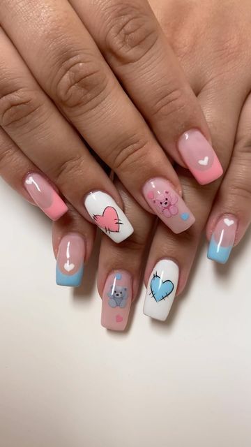 Gender Reveal Nail Designs, Mama Nails, Gender Reveal Ideas Nails, Pregnancy Nails Designs, Pregnancy Announcement Nails, Baby Nails Design, Baby Shower Nails Ideas, Gender Nails Ideas, Baby Shower Nail Ideas