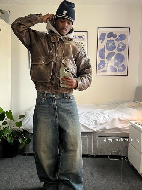 Baggie Jeans Outfit, Baggy Jeans Outfits, Loafers Boots, Outfits Men Streetwear, Baggy Jeans Outfit, Guy Fits, Aesthetic Outfits Men, Streetwear Fits, Men Street Fashion