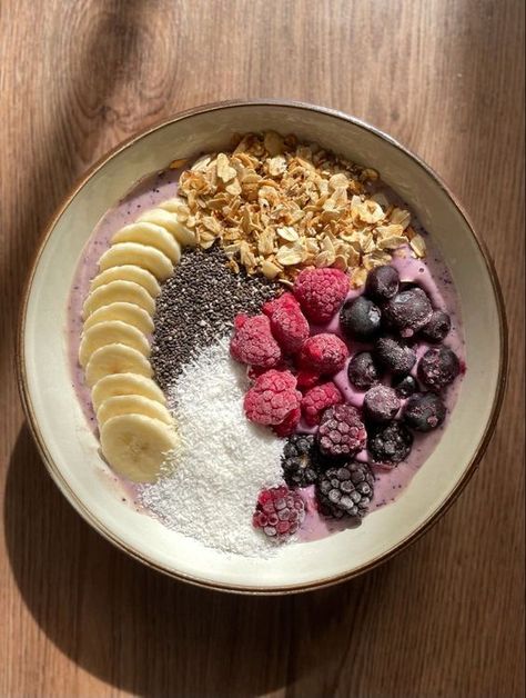 ℒ on Twitter: "smoothie bowls https://t.co/02G9rN9boB" / Twitter Acai Bowl Recipe Easy, Healthy Food Motivation, Smoothie Bowls, Food Goals, Food Is Fuel, Discord Server, Interesting Food Recipes, Smoothie Bowl, Pretty Food