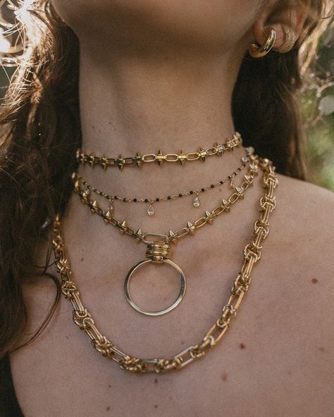 Harley Chain Choker.:.Gold – Child of Wild Streetwear Jewelry Women, Dark Accessories Aesthetic, Goth With Gold Jewelry, Gold Punk Jewelry, Gothic Gold Jewelry, Gold Alternative Jewelry, Goth Gold Jewelry, Unique Gold Chain Necklace, Gold Gothic Jewelry