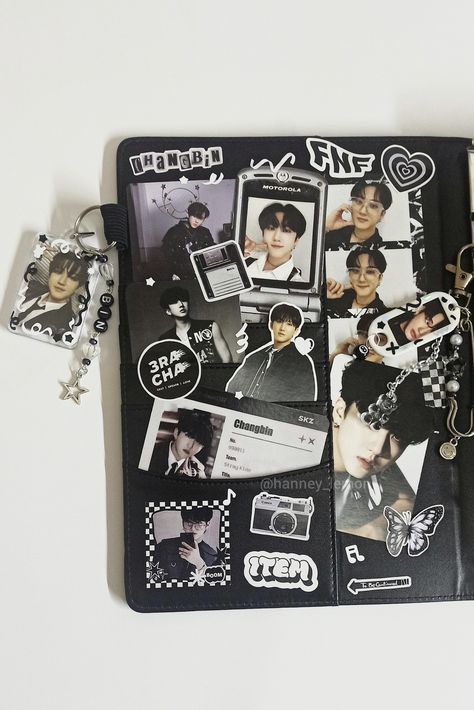 Decoration binder kpop idea Stray kids Changbin Kpop Binder Ideas, Binder Shelf, Scrapbook Ideas Kpop, Binder Decoration Ideas, Kpop Binder Deco, Binder Inspiration, Binder Kpop, Binder Deco, Binder Decoration