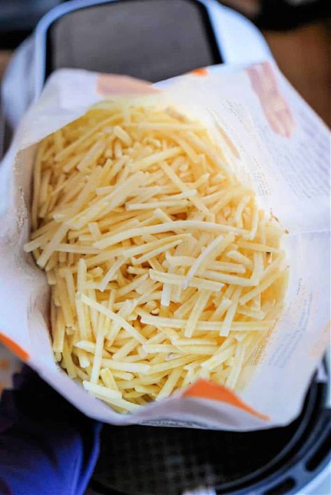 This is how to cook frozen hash browns in an air fryer, slow cooker, baked in an oven on a sheet pan or on the stove in a skillet. Shredded Hashbrowns Oven, How To Cook Hashbrowns In The Oven, Breakfast With Frozen Hashbrowns, How To Cook Frozen Hashbrowns, Frozen Hashbrowns In The Oven, Oven Hashbrowns Frozen, Hash Browns In The Oven, Frozen Hashbrowns In Oven, Frozen Shredded Hashbrowns