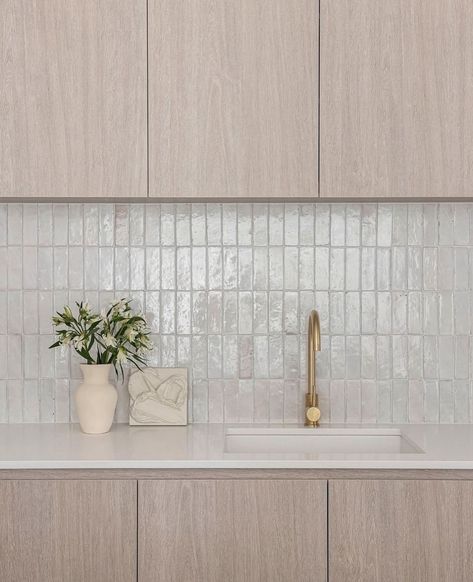 A beautiful kitchen by @circabuilding featuring our hand made Lily Bejmat tiles 🤍 #kitcheninspiration #designerkitchen #handmadetiles #bejmat #kitchensplashback #kitchen #moroccantiles #dilorenzotiles Beige Tile Splashback Kitchen, Kitchen Tiles Splashback, Kitchen Splash Back Tiles, Kitchen Tile Splashback, Tiled Splashback Kitchen, Tile Splashback Kitchen, Green Kitchen Tiles, Splashback Kitchen Ideas, Kitchen Interior Tiles