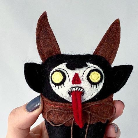 Krampus Drawing, Krampus Ornaments Diy, Krampus Horns, Krampus Felt Ornament, Cute Krampus Art, Krampus Doll Pattern, Witch Store, Dark Christmas, Am In Love